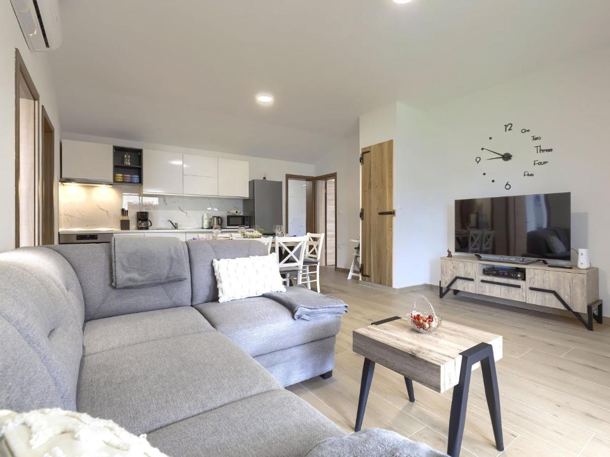 Holiday Home Casa Gverino By Interhome 플로민 외부 사진