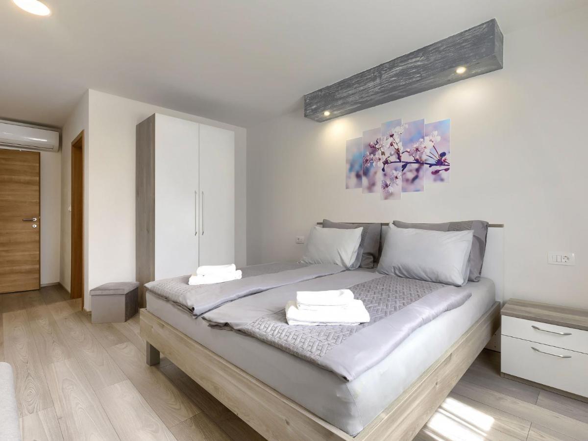 Holiday Home Casa Gverino By Interhome 플로민 외부 사진